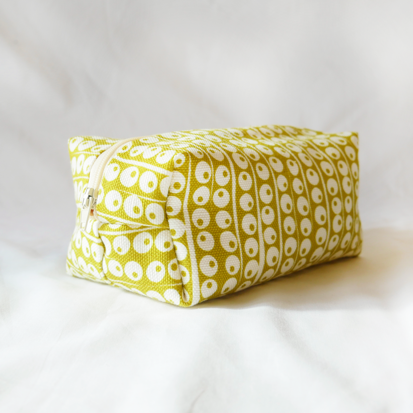Dorothy Make-Up Bag - Mustard